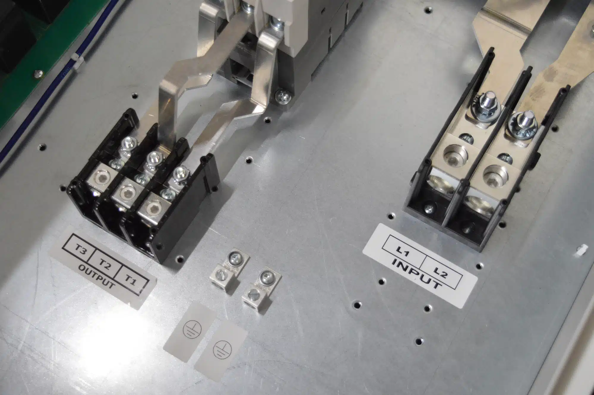 power-distribution-blocks power-distribution-blocks